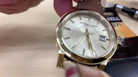 Burberry watch battery change